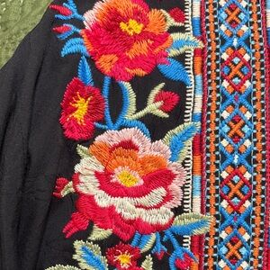 Savanna Jane embroidered kimono